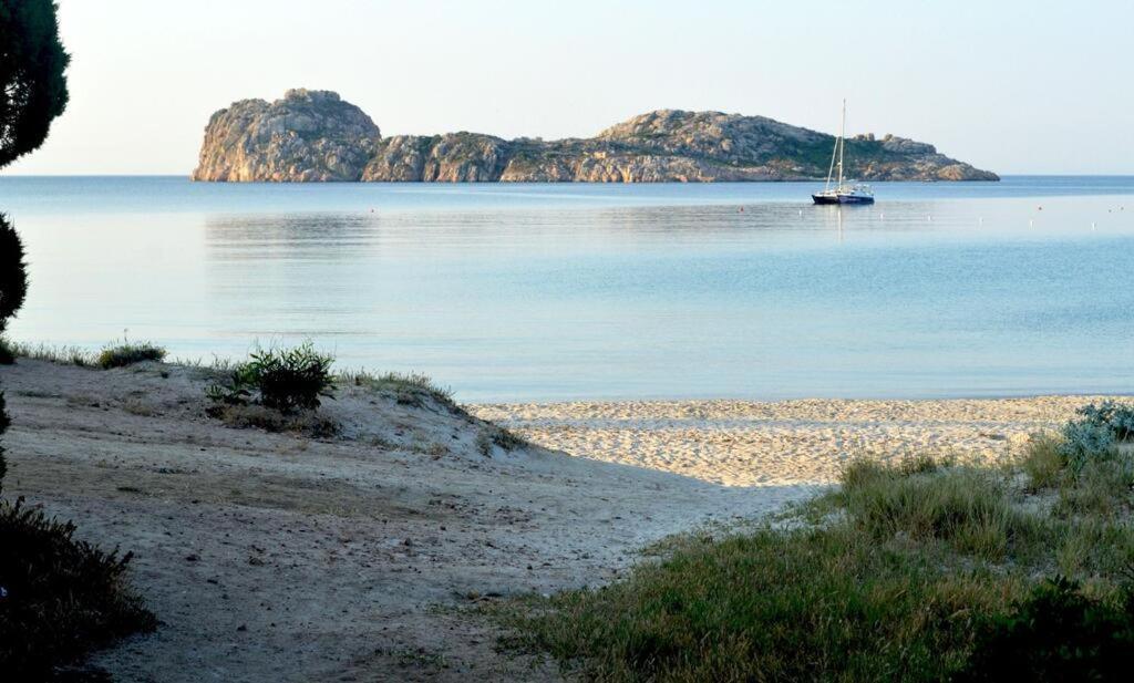 Eco Village Baia Delle Ginestre Teulada Exterior photo